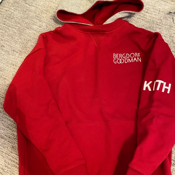 Kith Tops - NEW kith bergdorf Goodman